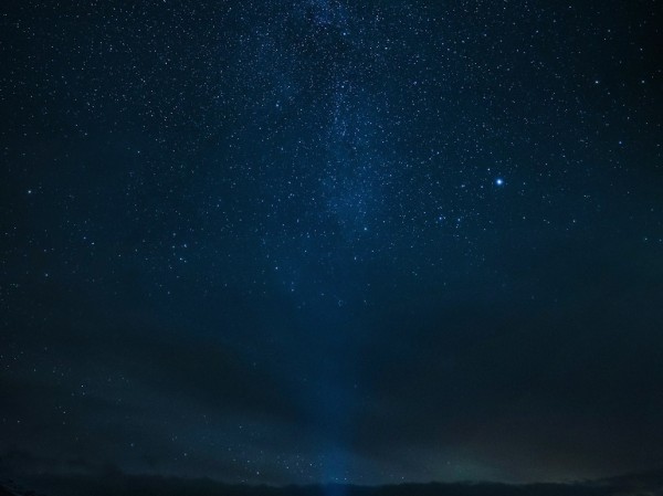 银河系漫游指南，我如何偶然下载了宇宙的歌