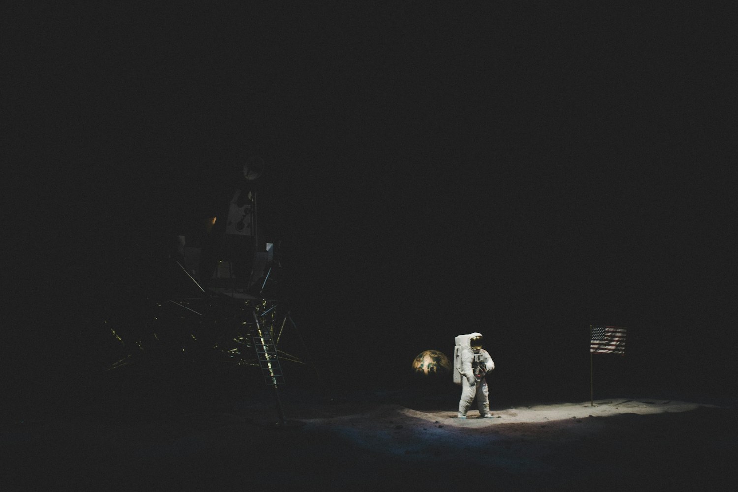 那个来自银河系的女人，把宇宙演活了