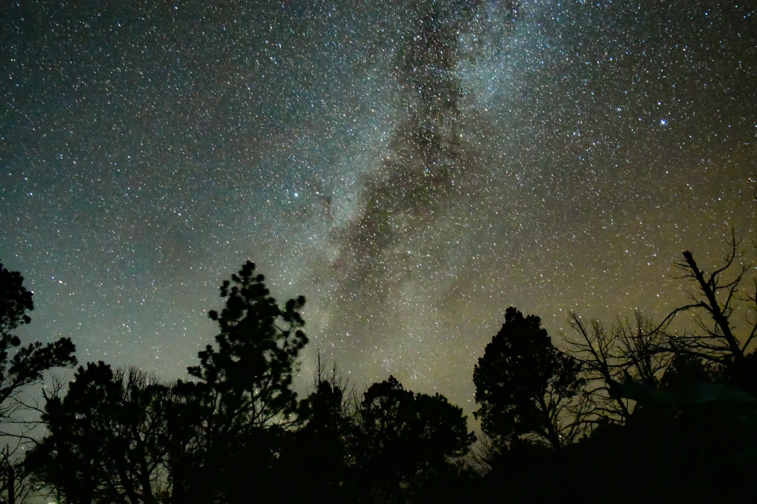 玻璃球、水晶球、银河系与沙漏，时间容器里的宇宙