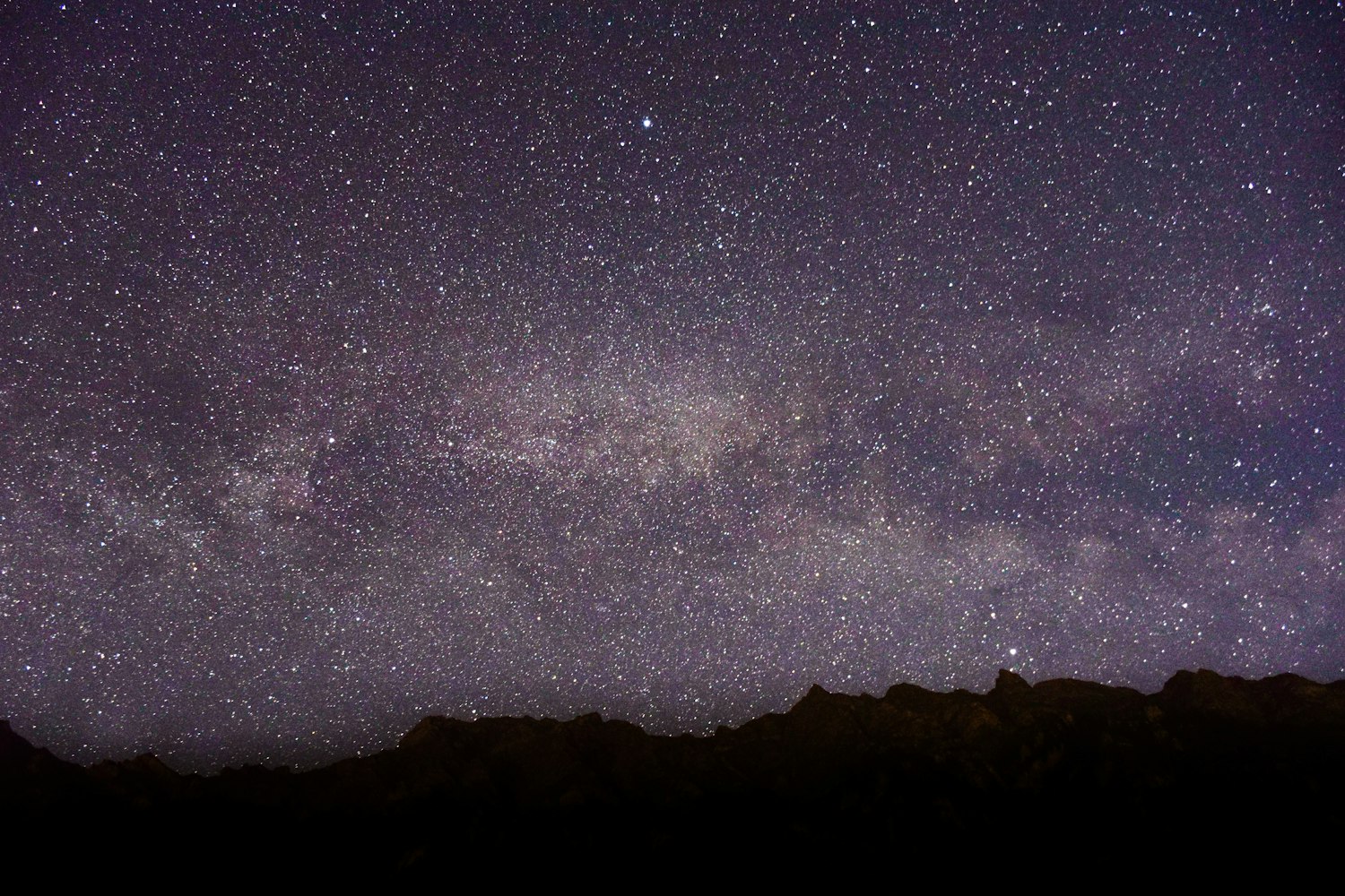 站在仙女座星系里抬头看，我们的银河系会是怎样的存在？