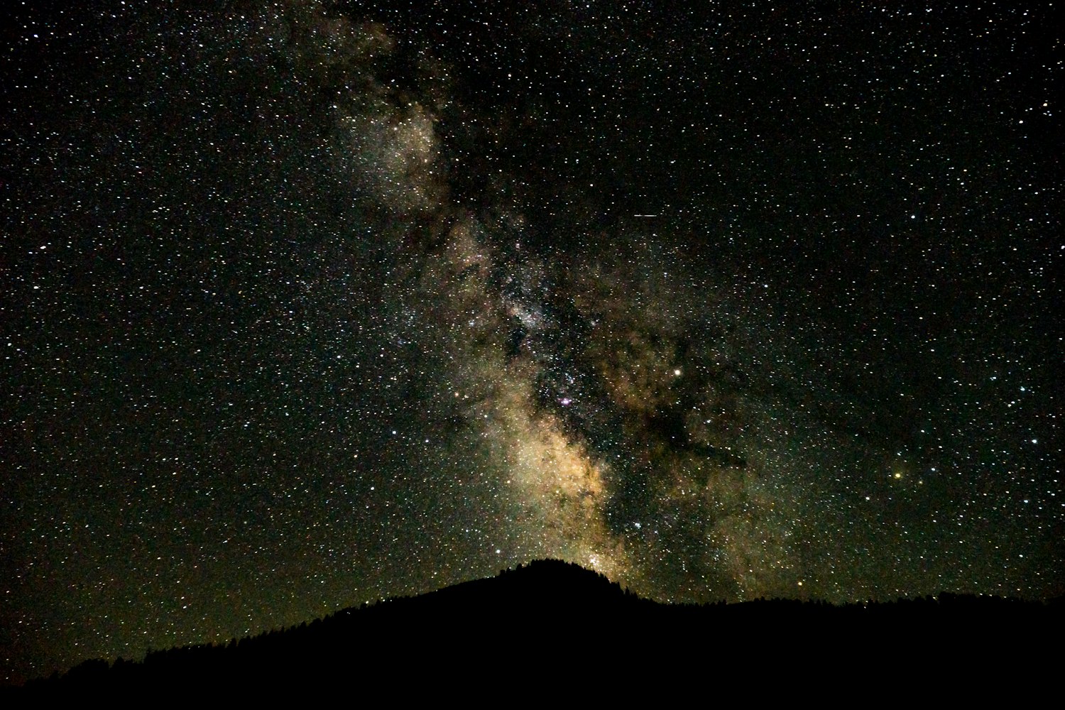 还原银河系的第二天，当闹钟响起，整个星系都在等你起床